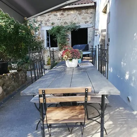 D'hote Equestre Au Petit Bonheur Chateldon